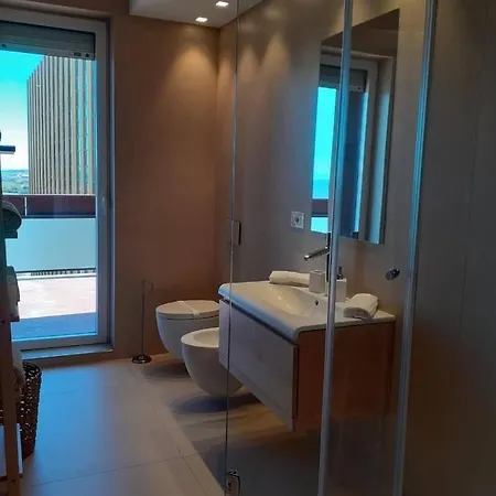 Attico باري